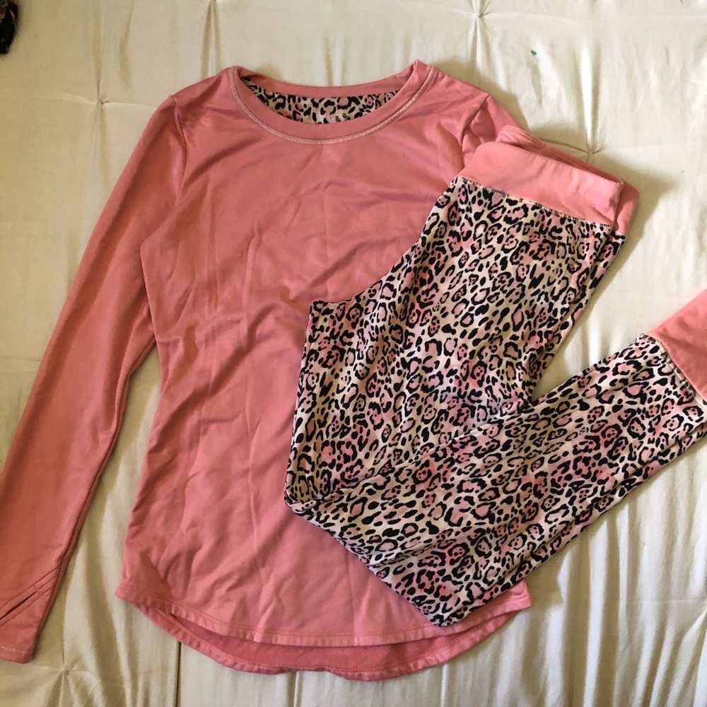 Pink leopard print pajamas set